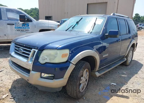 2007 Ford Explorer Eddie Bauer z USA, uszkodzony, nr VIN 1FMEU64E47UB09997